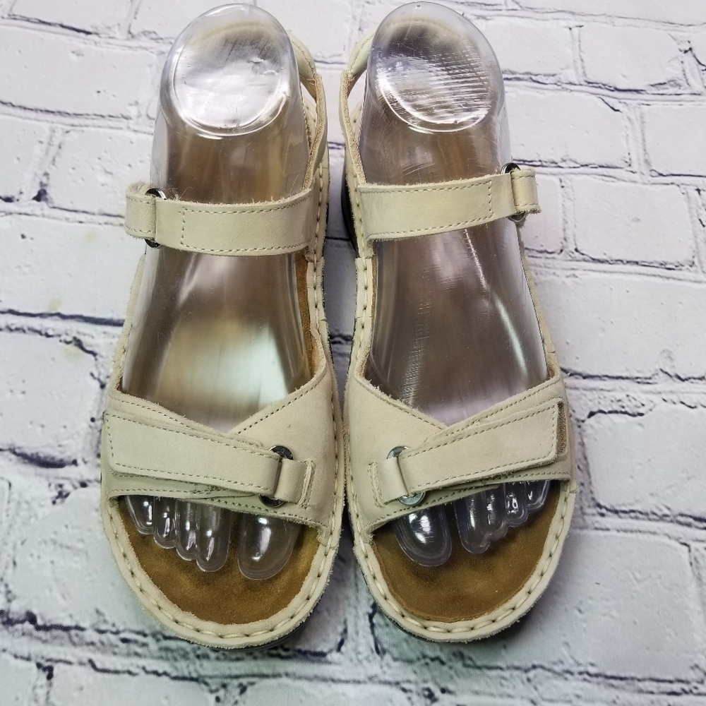 Naot Papaya bone ankle strap sandals - Picture 16 of 16